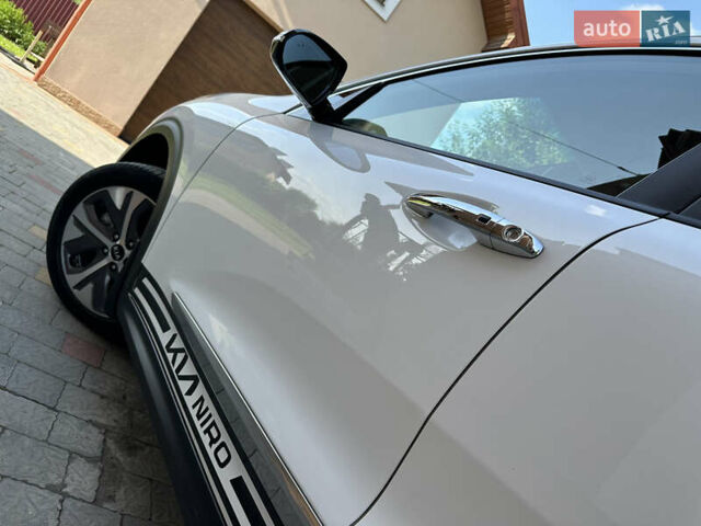 Киа Niro, объемом двигателя 0 л и пробегом 55 тыс. км за 17999 $, фото 37 на Automoto.ua