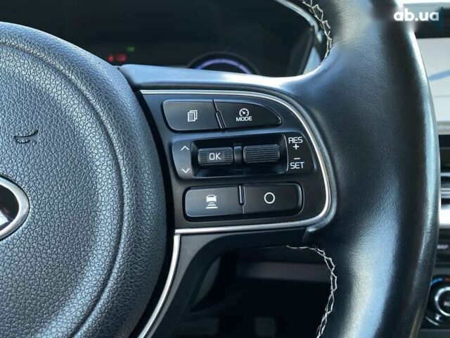 Киа Niro, объемом двигателя 0 л и пробегом 78 тыс. км за 22500 $, фото 3 на Automoto.ua