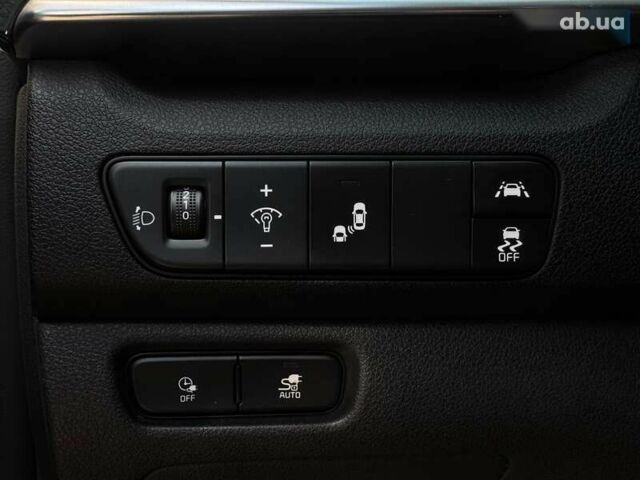 Кіа Niro, об'ємом двигуна 0 л та пробігом 59 тис. км за 23800 $, фото 29 на Automoto.ua