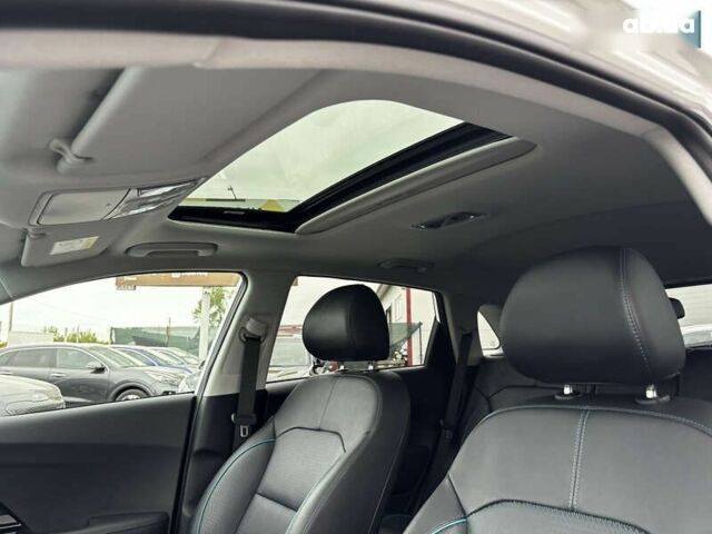 Киа Niro, объемом двигателя 0 л и пробегом 55 тыс. км за 24999 $, фото 26 на Automoto.ua
