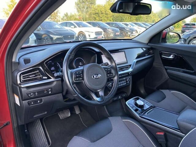 Киа Niro, объемом двигателя 0 л и пробегом 111 тыс. км за 20300 $, фото 28 на Automoto.ua