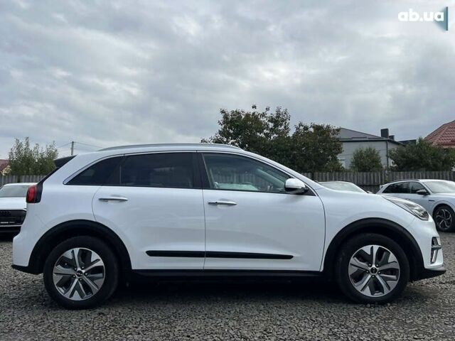 Киа Niro 2021 в Луцке на Automoto.ua Киа Niro, объемом двигателя 0 л и пробегом 55 тыс. км за 21627 $, фото 8 на Automoto.ua