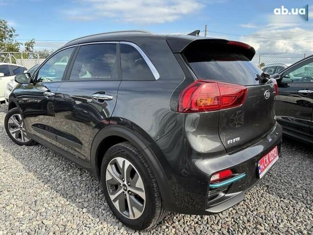 Киа Niro, объемом двигателя 0 л и пробегом 67 тыс. км за 22400 $, фото 5 на Automoto.ua