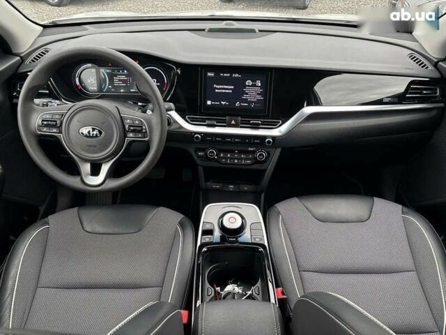 Киа Niro, объемом двигателя 0 л и пробегом 98 тыс. км за 19550 $, фото 22 на Automoto.ua