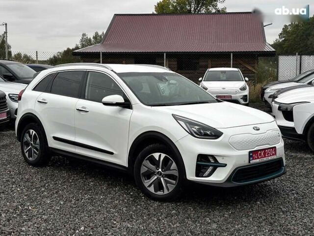 Киа Niro, объемом двигателя 0 л и пробегом 75 тыс. км за 21650 $, фото 4 на Automoto.ua