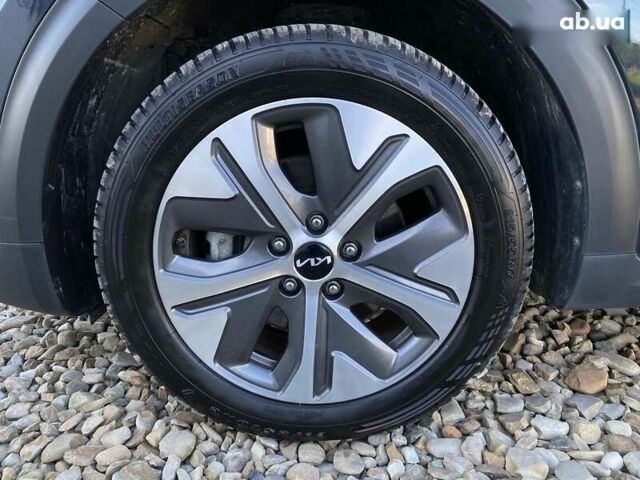 Киа Niro, объемом двигателя 0 л и пробегом 123 тыс. км за 20600 $, фото 23 на Automoto.ua