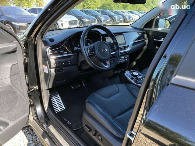 Киа Niro, объемом двигателя 0 л и пробегом 64 тыс. км за 23900 $, фото 4 на Automoto.ua