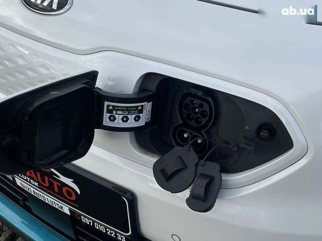 Кіа Niro, об'ємом двигуна 0 л та пробігом 69 тис. км за 20323 $, фото 15 на Automoto.ua