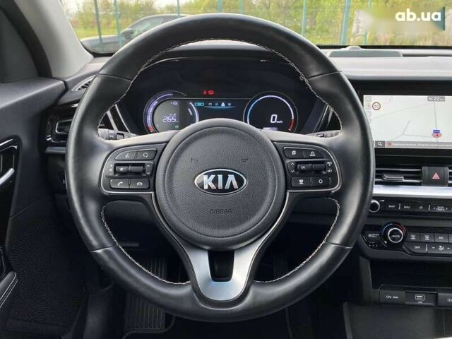 Киа Niro, объемом двигателя 0 л и пробегом 96 тыс. км за 20600 $, фото 27 на Automoto.ua