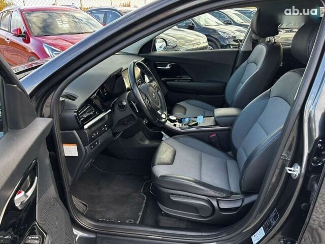 Киа Niro, объемом двигателя 0 л и пробегом 50 тыс. км за 19999 $, фото 12 на Automoto.ua