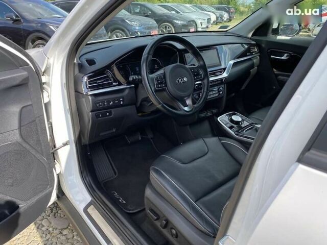 Киа Niro, объемом двигателя 0 л и пробегом 112 тыс. км за 21900 $, фото 21 на Automoto.ua