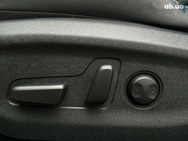 Киа Niro, объемом двигателя 0 л и пробегом 62 тыс. км за 23500 $, фото 9 на Automoto.ua