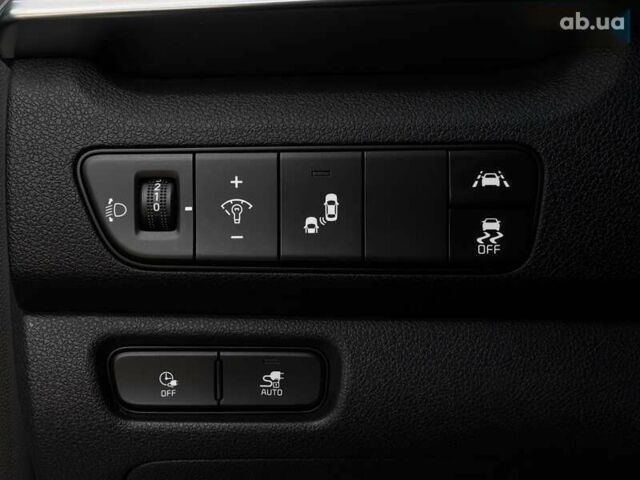 Кіа Niro, об'ємом двигуна 0 л та пробігом 59 тис. км за 23800 $, фото 2 на Automoto.ua