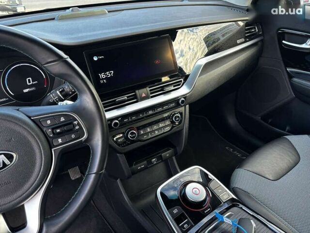 Киа Niro, объемом двигателя 0 л и пробегом 50 тыс. км за 21000 $, фото 19 на Automoto.ua