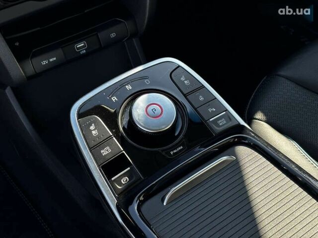 Киа Niro, объемом двигателя 0 л и пробегом 59 тыс. км за 23900 $, фото 15 на Automoto.ua