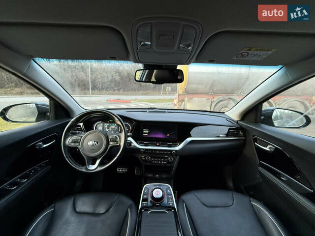 Кіа Niro, об'ємом двигуна 0 л та пробігом 84 тис. км за 19200 $, фото 3 на Automoto.ua