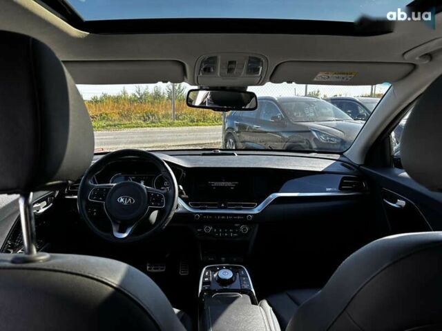 Киа Niro, объемом двигателя 0 л и пробегом 59 тыс. км за 23900 $, фото 28 на Automoto.ua