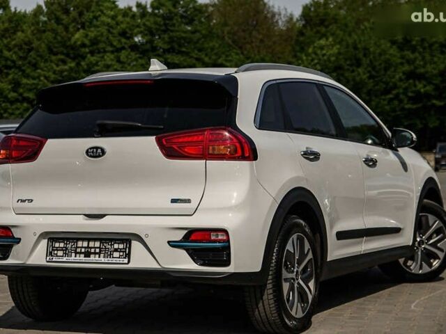 Киа Niro, объемом двигателя 0 л и пробегом 34 тыс. км за 23355 $, фото 13 на Automoto.ua