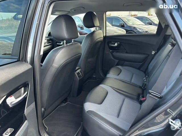 Киа Niro, объемом двигателя 0 л и пробегом 50 тыс. км за 19999 $, фото 24 на Automoto.ua