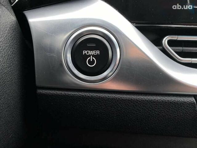 Киа Niro, объемом двигателя 0 л и пробегом 73 тыс. км за 19900 $, фото 5 на Automoto.ua