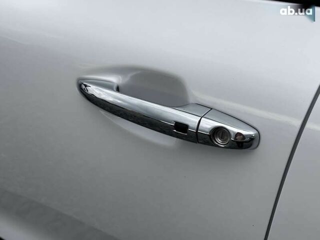 Киа Niro, объемом двигателя 0 л и пробегом 48 тыс. км за 24350 $, фото 13 на Automoto.ua