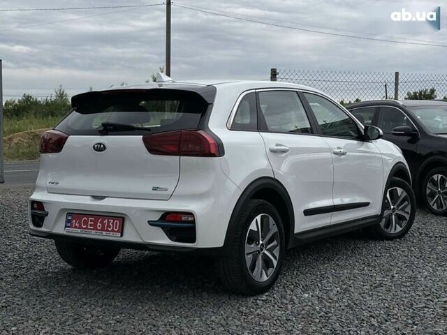 Киа Niro, объемом двигателя 0 л и пробегом 98 тыс. км за 19550 $, фото 29 на Automoto.ua