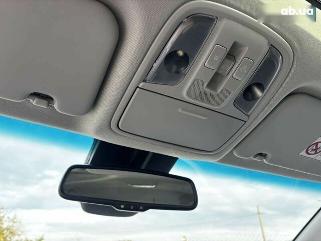 Киа Niro, объемом двигателя 0 л и пробегом 46 тыс. км за 23050 $, фото 29 на Automoto.ua