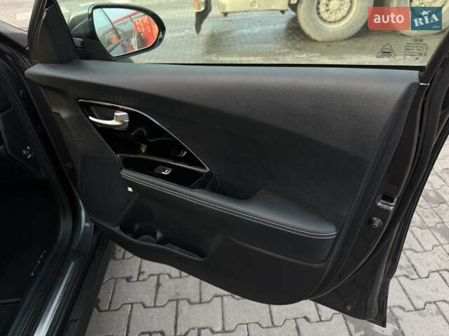 Кіа Niro, об'ємом двигуна 0 л та пробігом 84 тис. км за 19200 $, фото 27 на Automoto.ua