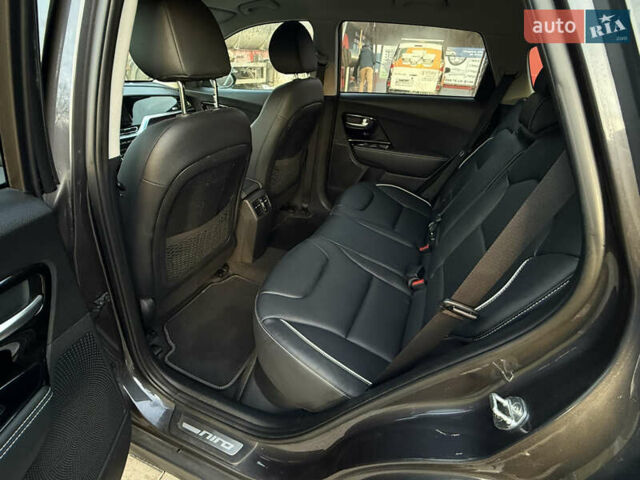 Кіа Niro, об'ємом двигуна 0 л та пробігом 84 тис. км за 19200 $, фото 19 на Automoto.ua