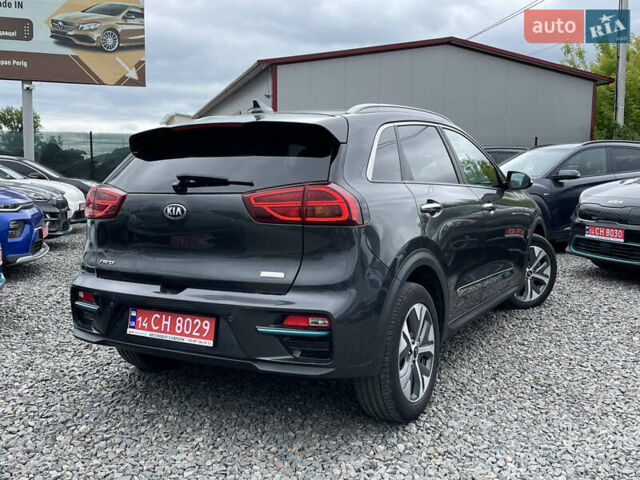 Киа Niro, объемом двигателя 0 л и пробегом 105 тыс. км за 20350 $, фото 11 на Automoto.ua