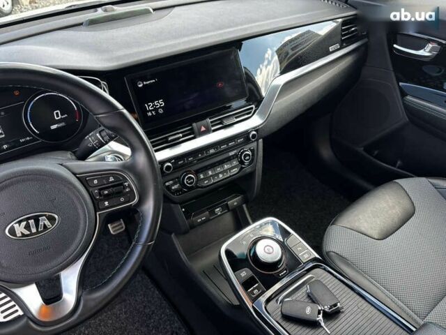 Киа Niro, объемом двигателя 0 л и пробегом 53 тыс. км за 19999 $, фото 24 на Automoto.ua
