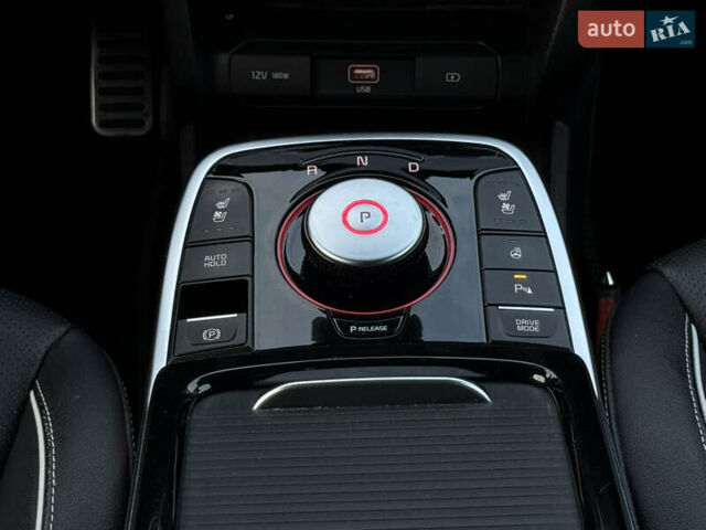 Кіа Niro, об'ємом двигуна 0 л та пробігом 84 тис. км за 19200 $, фото 29 на Automoto.ua