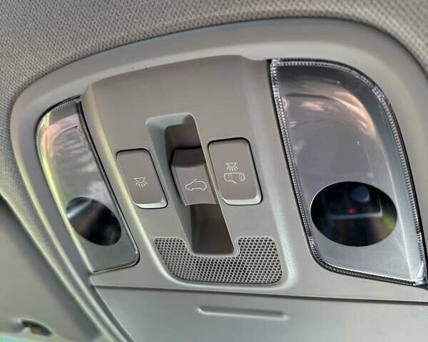 Киа Niro, объемом двигателя 0 л и пробегом 40 тыс. км за 19500 $, фото 18 на Automoto.ua