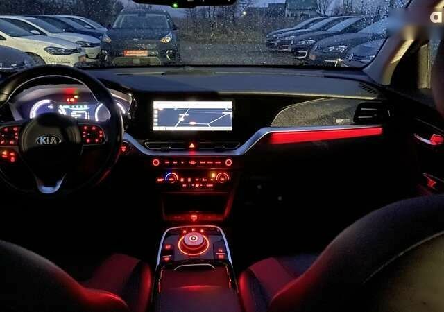 Киа Niro, объемом двигателя 0 л и пробегом 73 тыс. км за 19900 $, фото 9 на Automoto.ua