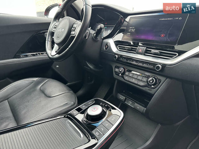 Киа Niro, объемом двигателя 0 л и пробегом 167 тыс. км за 19500 $, фото 26 на Automoto.ua