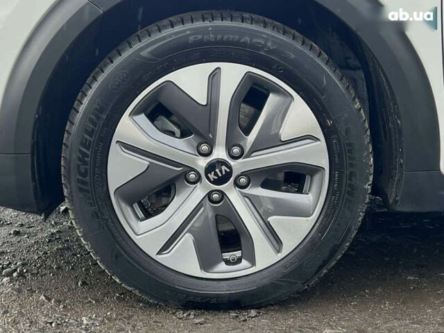 Киа Niro, объемом двигателя 0 л и пробегом 54 тыс. км за 21193 $, фото 20 на Automoto.ua