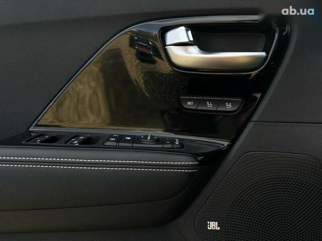 Киа Niro, объемом двигателя 0 л и пробегом 57 тыс. км за 23700 $, фото 7 на Automoto.ua