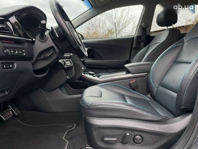 Кіа Niro, об'ємом двигуна 0 л та пробігом 44 тис. км за 21193 $, фото 17 на Automoto.ua