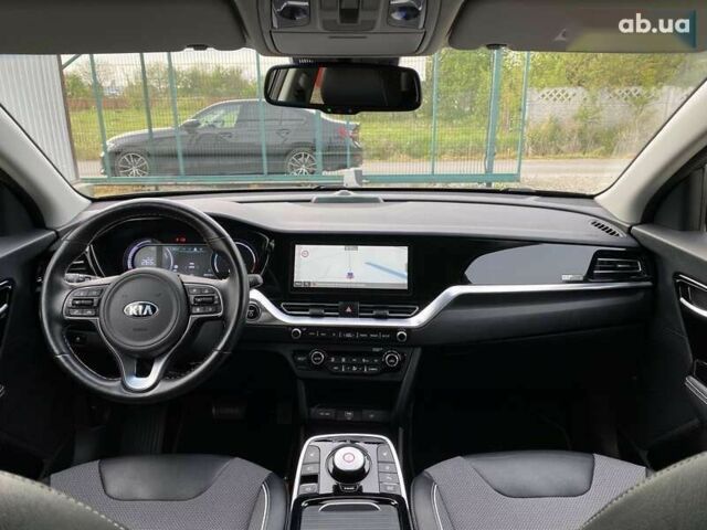 Киа Niro, объемом двигателя 0 л и пробегом 96 тыс. км за 20600 $, фото 26 на Automoto.ua
