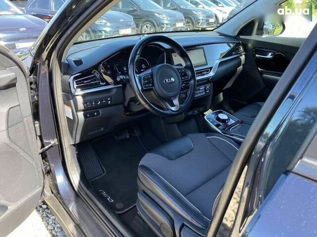 Кіа Niro, об'ємом двигуна 0 л та пробігом 105 тис. км за 21500 $, фото 3 на Automoto.ua