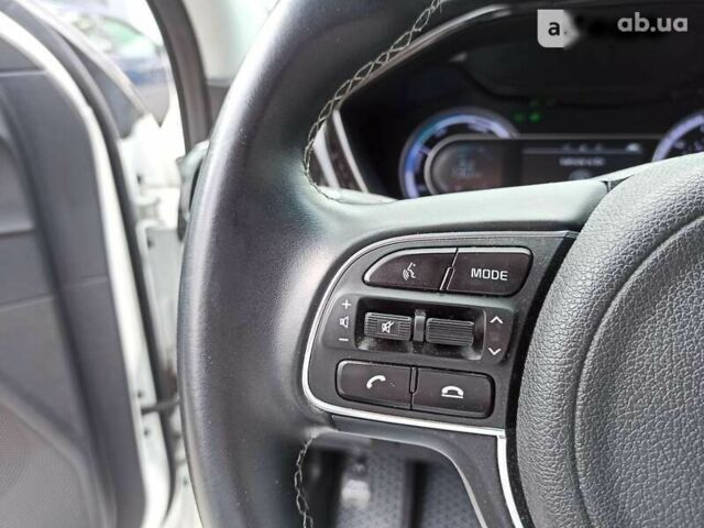 Кіа Niro, об'ємом двигуна 0 л та пробігом 18 тис. км за 28900 $, фото 20 на Automoto.ua