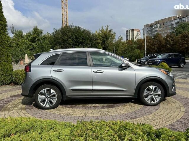 Киа Niro, объемом двигателя 0 л и пробегом 54 тыс. км за 22650 $, фото 7 на Automoto.ua