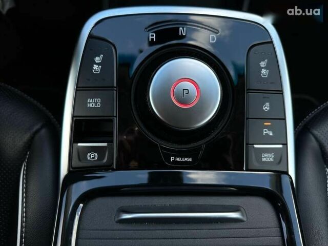 Кіа Niro, об'ємом двигуна 0 л та пробігом 57 тис. км за 24700 $, фото 14 на Automoto.ua