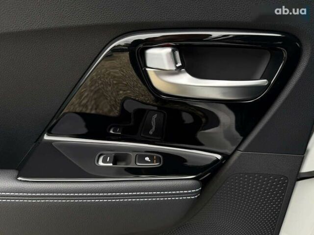 Киа Niro, объемом двигателя 0 л и пробегом 54 тыс. км за 24700 $, фото 10 на Automoto.ua