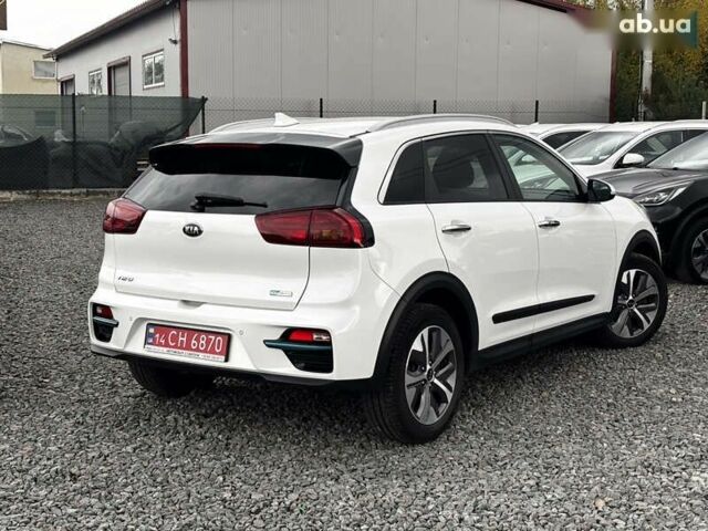 Киа Niro, объемом двигателя 0 л и пробегом 48 тыс. км за 24350 $, фото 7 на Automoto.ua