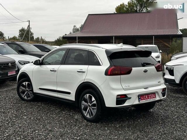 Киа Niro, объемом двигателя 0 л и пробегом 75 тыс. км за 21650 $, фото 10 на Automoto.ua