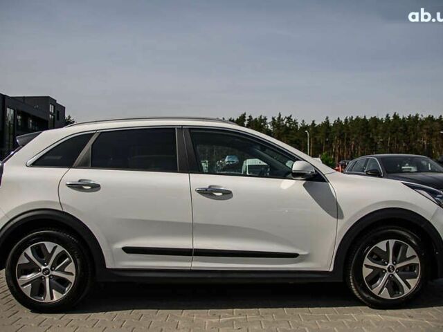 Киа Niro, объемом двигателя 0 л и пробегом 34 тыс. км за 23355 $, фото 23 на Automoto.ua