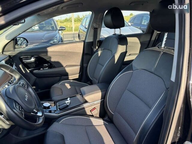 Киа Niro, объемом двигателя 0 л и пробегом 55 тыс. км за 22400 $, фото 20 на Automoto.ua