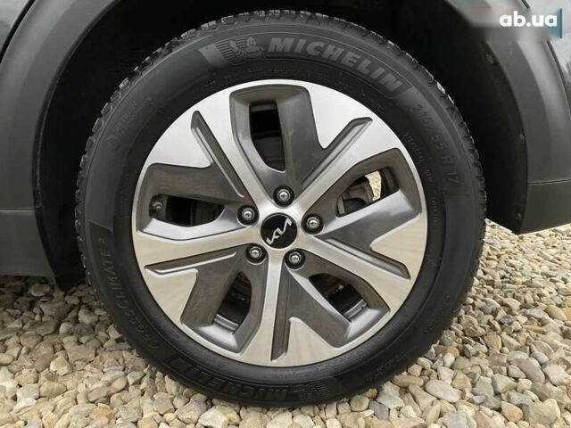 Киа Niro, объемом двигателя 0 л и пробегом 86 тыс. км за 22500 $, фото 27 на Automoto.ua