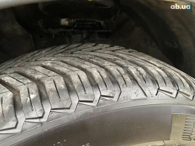 Кіа Niro, об'ємом двигуна 0 л та пробігом 86 тис. км за 23400 $, фото 26 на Automoto.ua